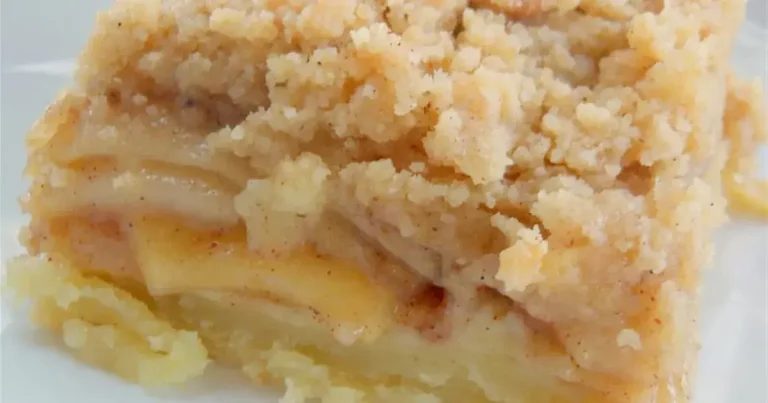 Foto da receita de Torta de Maçã em Camada