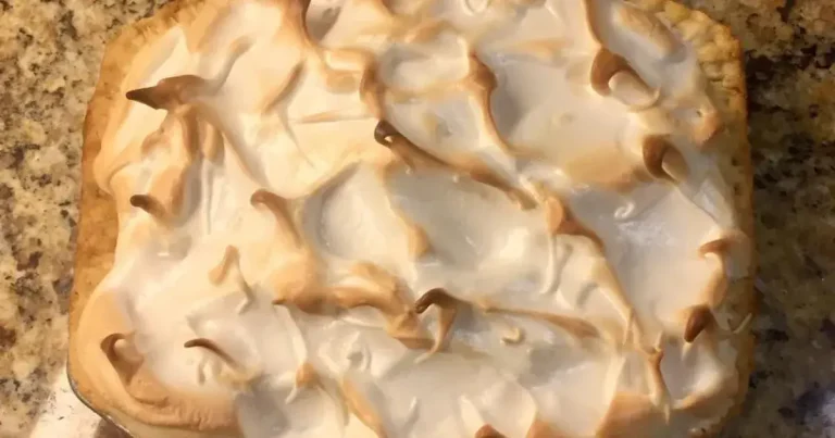 Foto da receita de Torta de Merengue de Cacau da Vovó