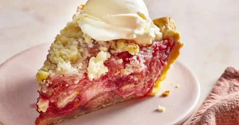 Foto da receita de Torta de Morango com Ruibarbo
