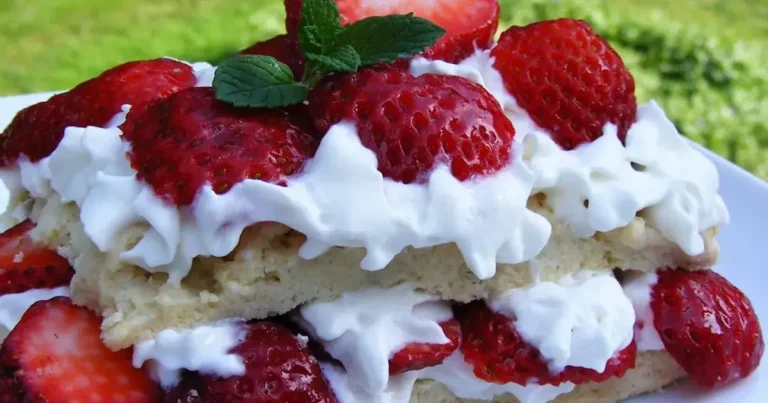 Foto da receita de Torta de Morango Irresistível