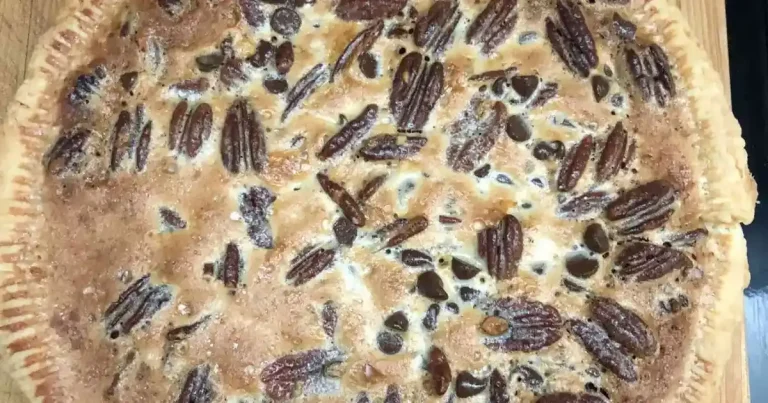 Foto da receita de Torta de Nozes com Gotas de Chocolate