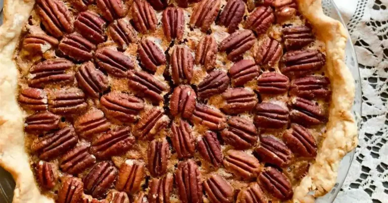 Foto da receita de Torta de Nozes Pecan com Caramelo