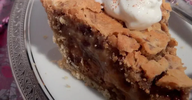 Foto da receita de Torta de Pecã com Gotas de Chocolate e Manteiga de Amendoim