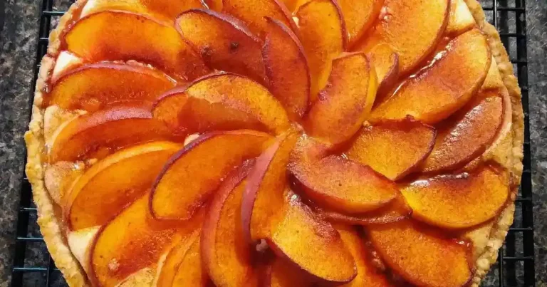 Foto da receita de Torta de Pêssego com Cream Cheese