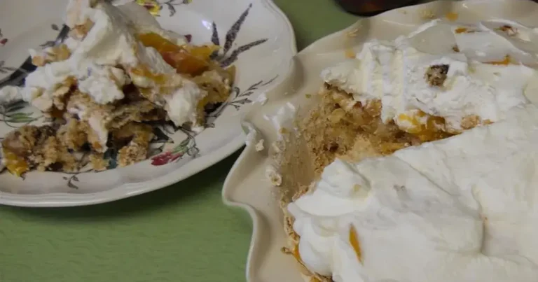 Foto da receita de Torta de Pêssego