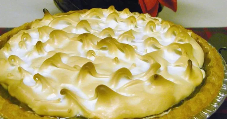 Foto da receita de Torta de Uva com Creme Azedo