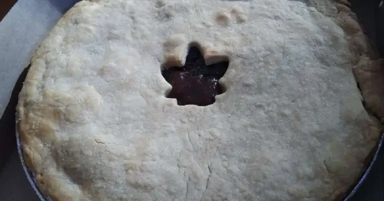 Foto da receita de Torta de Uva Passa