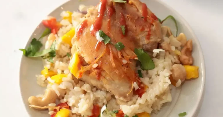 Foto da receita de Frango com Coco e Arroz em Uma Panela