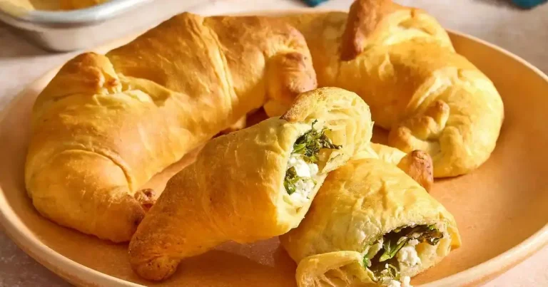 Foto da receita de Rolinhos de Crescente com Espinafre e Feta