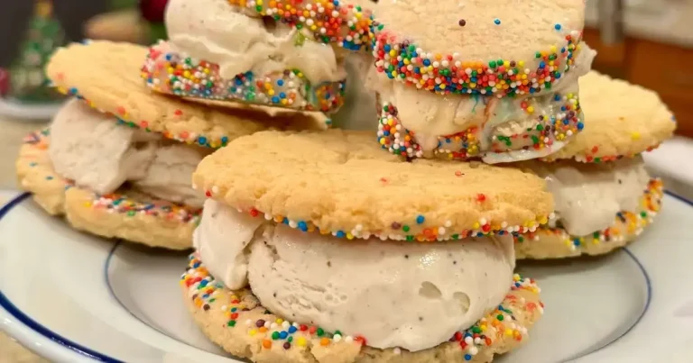 Foto da receita de Sanduíches de Sorvete de Massa de Biscoito