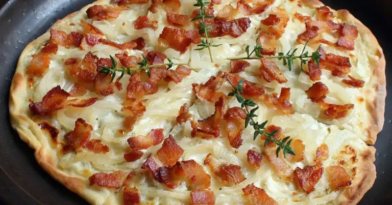Foto da receita de Torta de Bacon e Cebola da Alsácia