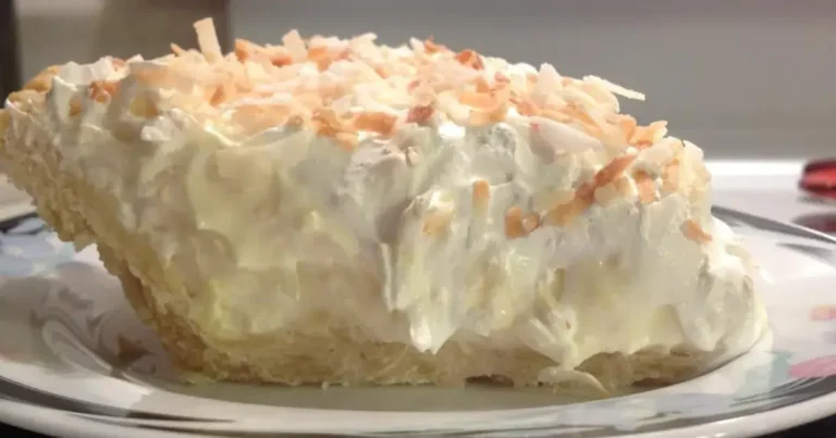 Foto da receita de Torta de Coco Fácil