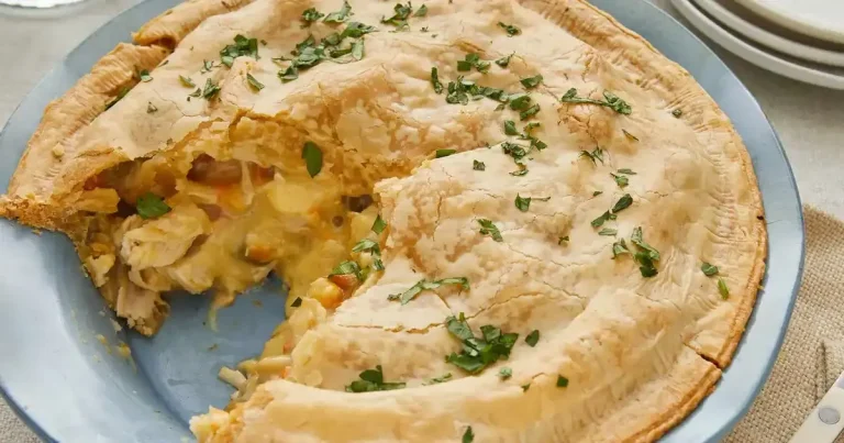 Foto da receita de Torta de Frango Fácil