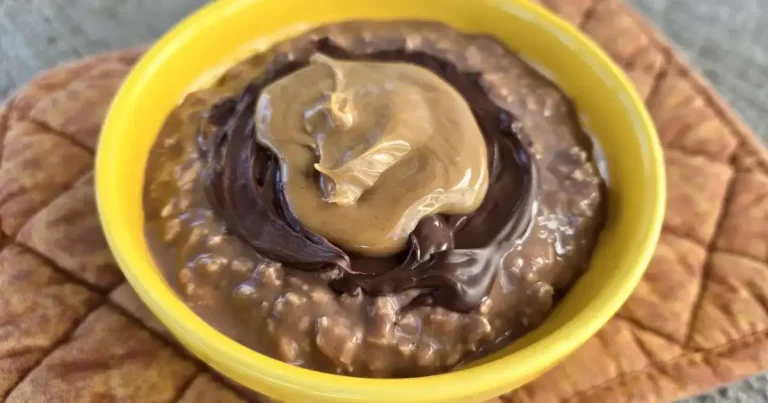 Foto da receita de Aveia de Overnight com Chocolate e Amendoim
