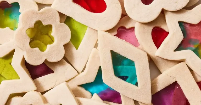 Foto da receita de Biscoitos de Vidro Colorido