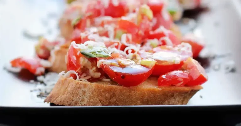 Foto da receita de Bruschetta de Tomate e Ricotta Salata
