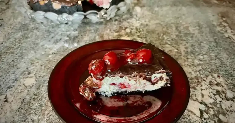 Foto da receita de Cheesecake de Chocolate com Cereja
