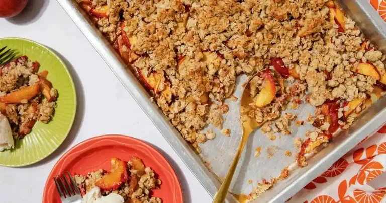 Foto da receita de Crisp de Pêssego da Vovó na Assadeira