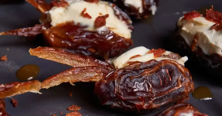 Foto da receita de Datilhos Recheados com Bacon Caramelizado