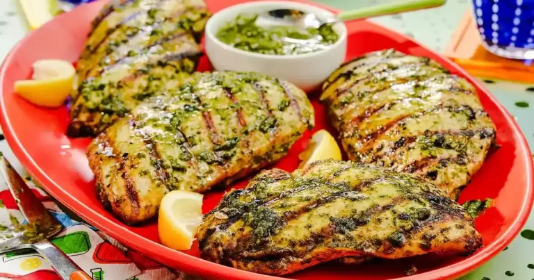 Foto da receita de Frango Grelhado com Pesto e Alho