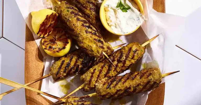 Foto da receita de Koftas de Carne Bovina e Cordeiro com Harissa