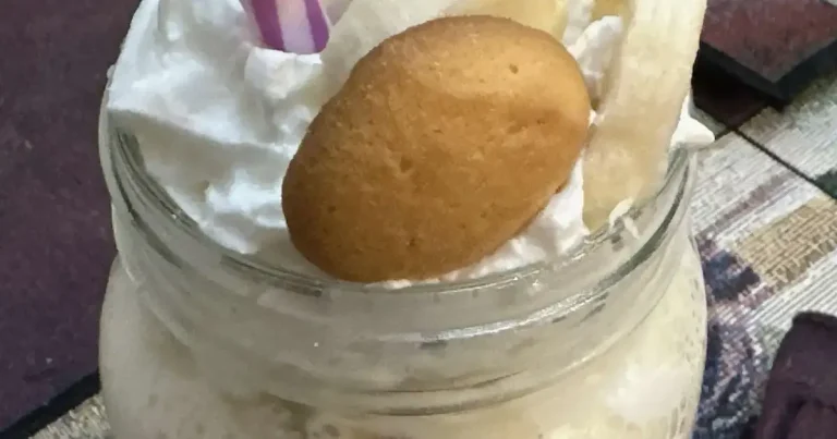 Foto da receita de Milkshake de Pudim de Banana