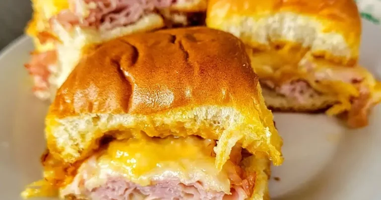 Foto da receita de Mini Sanduíches de Presunto e Queijo com Mostarda e Mel