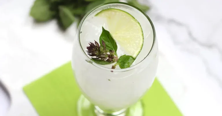 Foto da receita de Mojito de Manjericão Thai