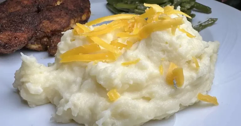 Foto da receita de Purê de Batatas com Alho e Queijo
