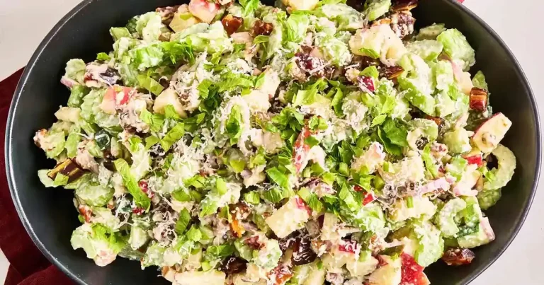 Foto da receita de Salada de Aipo com Parmesão e Damasco