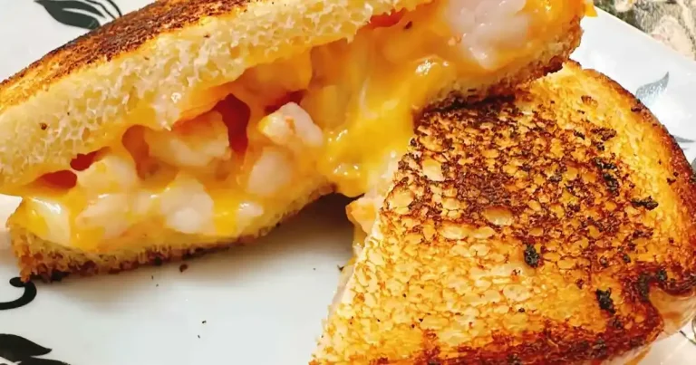 Foto da receita de Sanduíche de Queijo Grelhado com Camarão