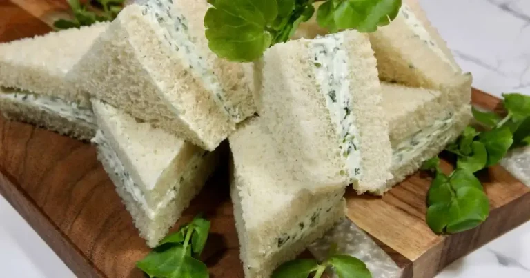 Foto da receita de Sanduíches de Chá com Agrião