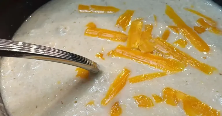 Foto da receita de Sopa Cremosa de Couve-Flor com Cheddar