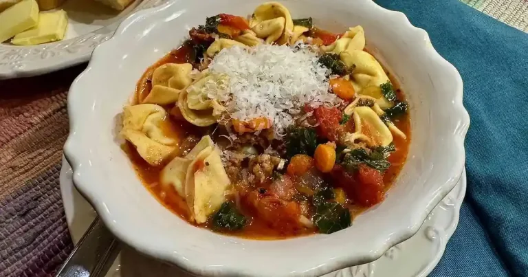 Foto da receita de Sopa de Tortellini com Linguiça