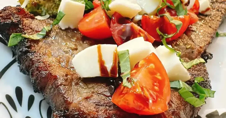 Foto da receita de Steak Grelhado à Caprese com Vinagre Balsâmico