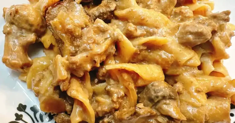 Foto da receita de Strogonoff de Carne Moída na Panela Lenta