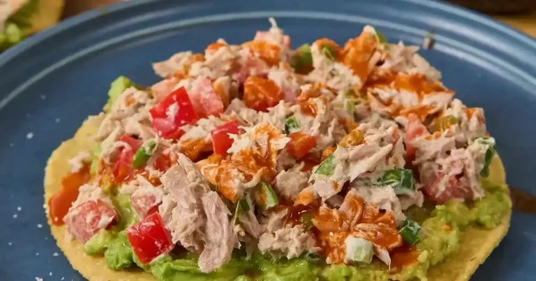 Foto da receita de Tostadas de Atum e Abacate