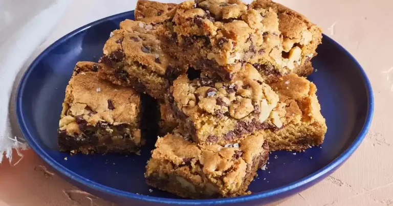 Foto da receita de Barras de Biscoito com Gotas de Chocolate