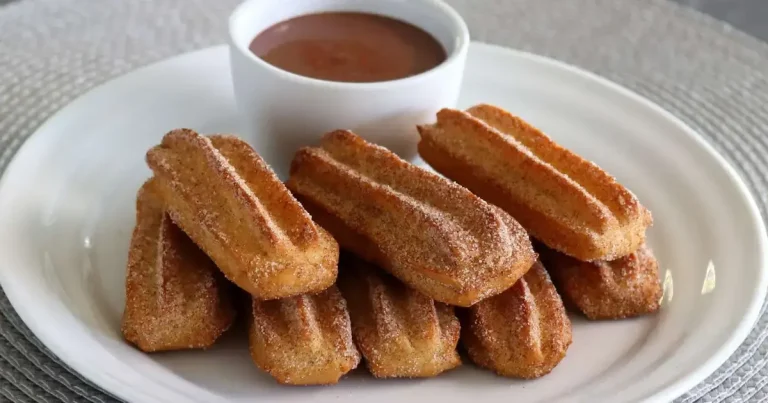 Foto da receita de Bolinho de Churros Assado