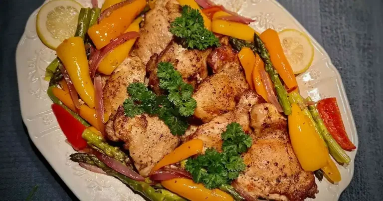 Foto da receita de Frango com Limão e Alho na Assadeira com Legumes