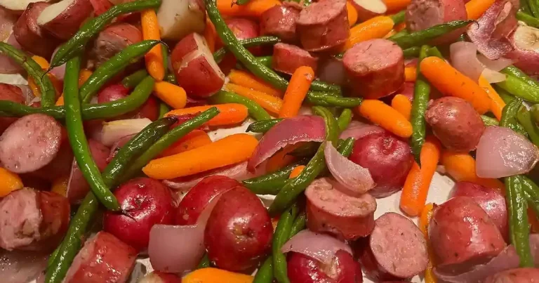 Foto da receita de Jantar de Frango com Linguiça de Maçã na Assadeira