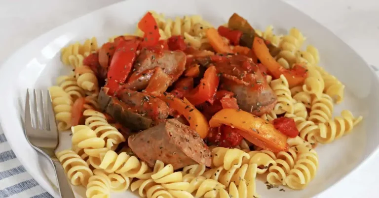 Foto da receita de Massa com Linguiça e Pimentões Doces e Picantes