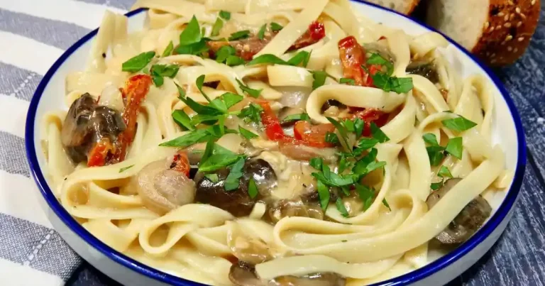 Foto da receita de Massa Cremosa com Brie e Bacon
