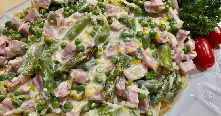 Foto da receita de Massa Cremosa com Legumes e Presunto