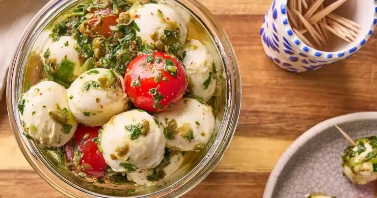 Foto da receita de Muçarela Marinada com Salsa Verde