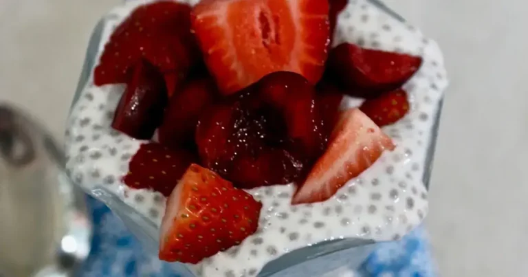 Foto da receita de Pudim de Chia com Iogurte Grego