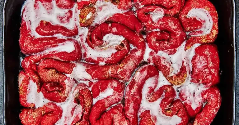 Foto da receita de Rolos de Canela de Entranhas de Zumbi de Halloween