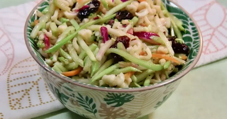 Foto da receita de Salada de Brócolis com Ramen