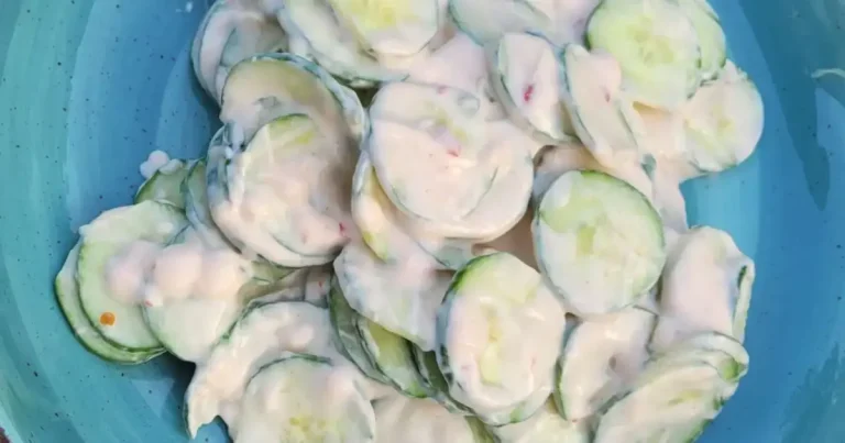 Foto da receita de Salada de Pepino Picante e Cremosa