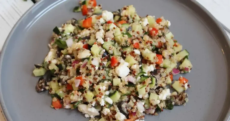 Foto da receita de Salada de Quinoa com Pepino e Feta